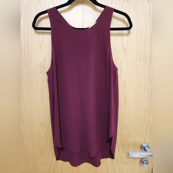 Wilfred maroon crepe long tank from Aritzia - Picture 1 of 3